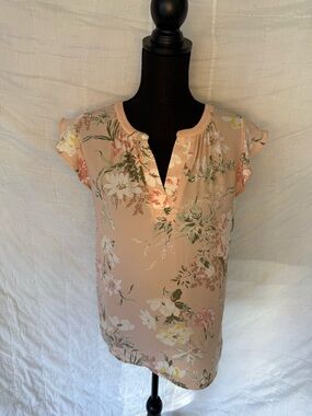 LOFT Blush Floral Split-Neck Cap Sleeve Top